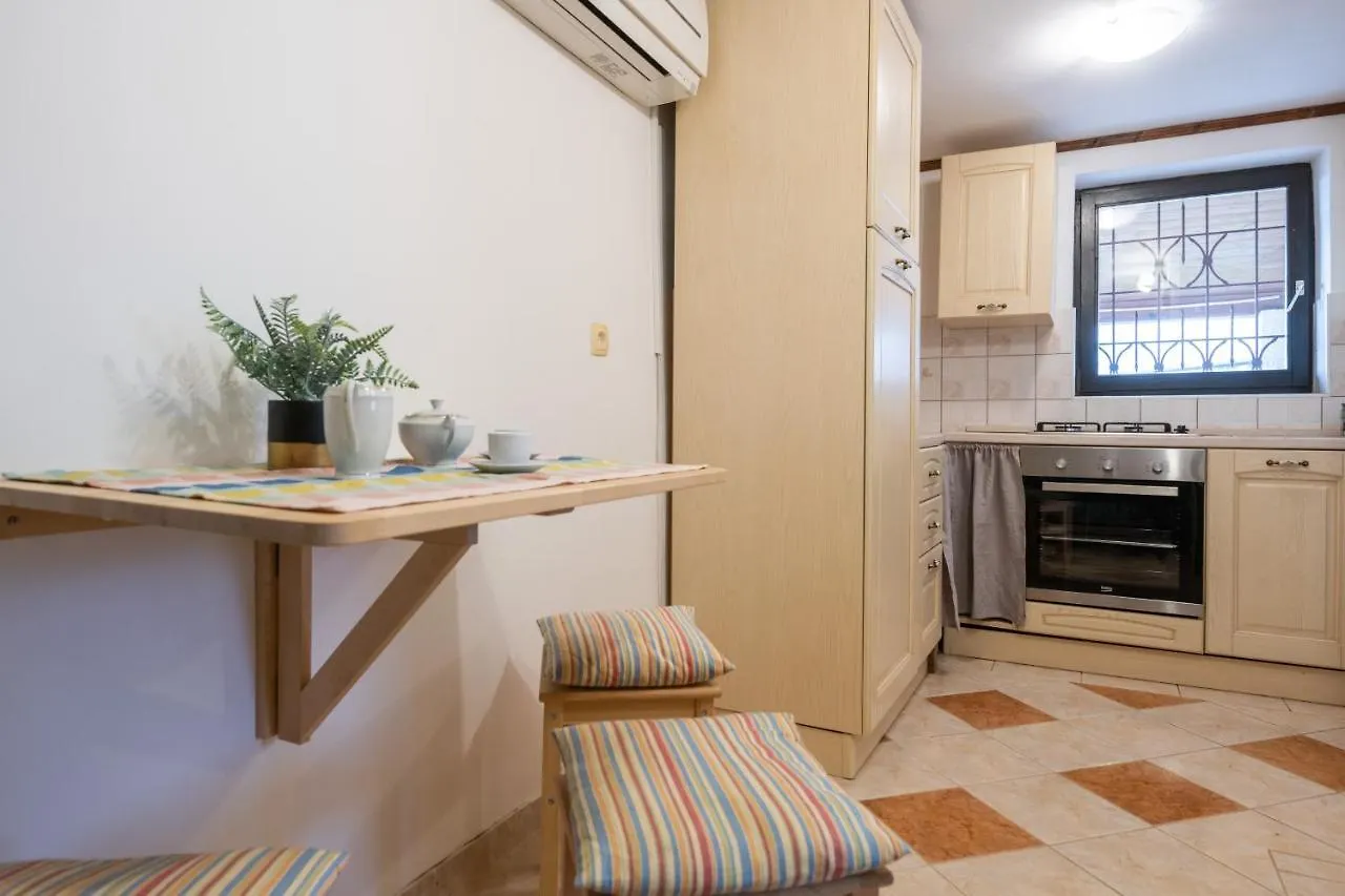 Studio Apartment Larca Kanfanar Chorwacja