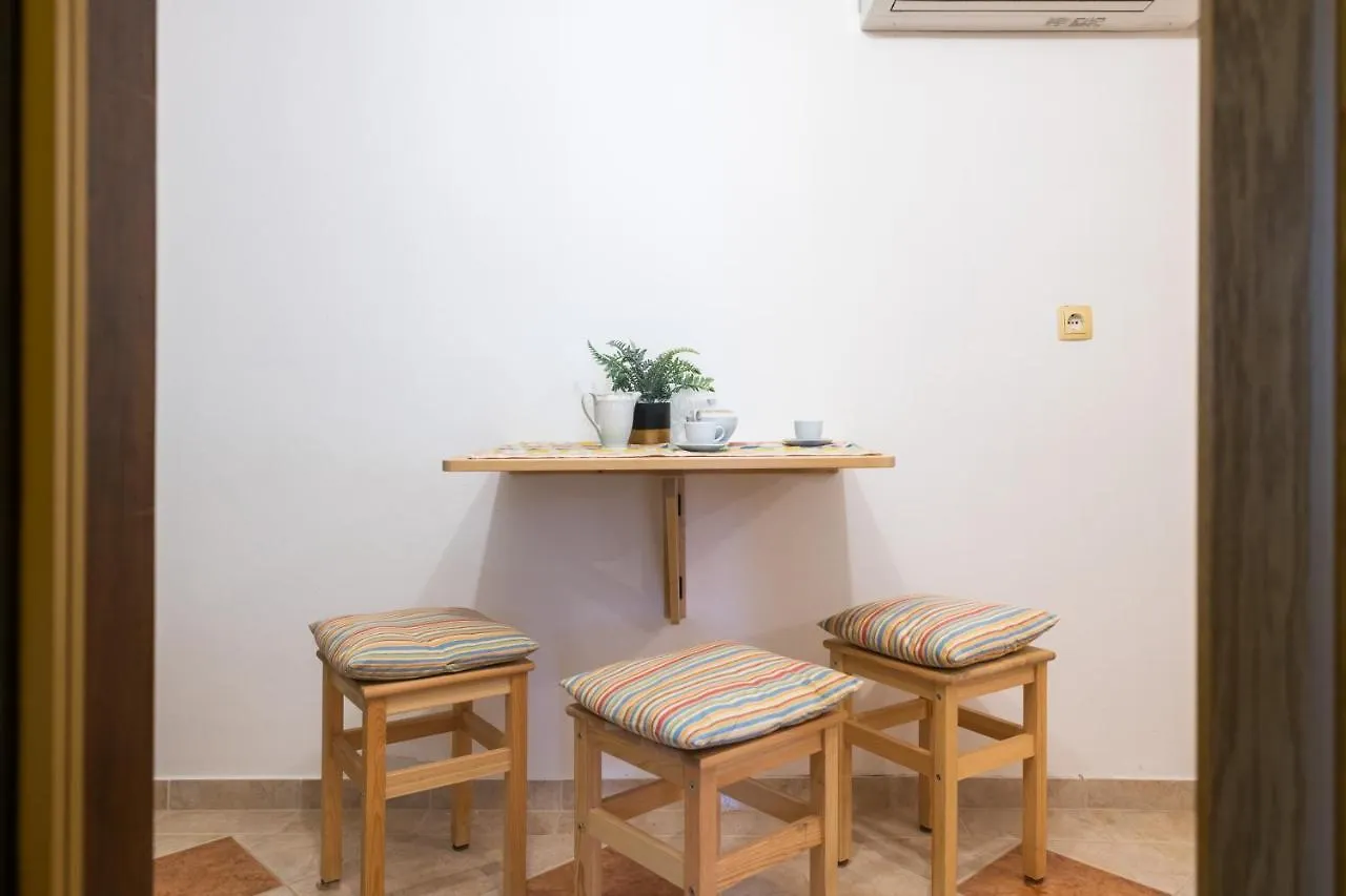 Studio Apartment Larca Kanfanar